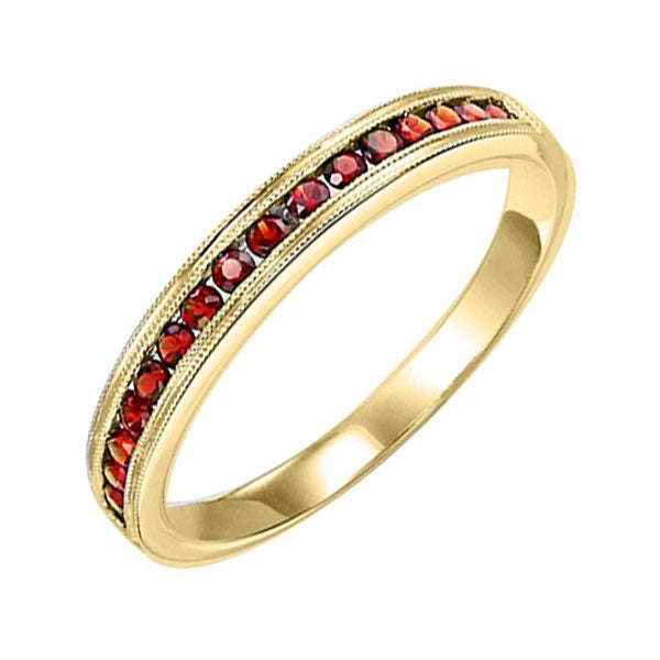 14Kt Yellow Gold Garnet (1/3 Ctw) Ring