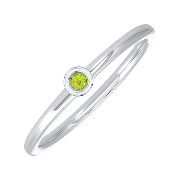 10Kt White Gold Peridot (1/20 Ctw) Ring